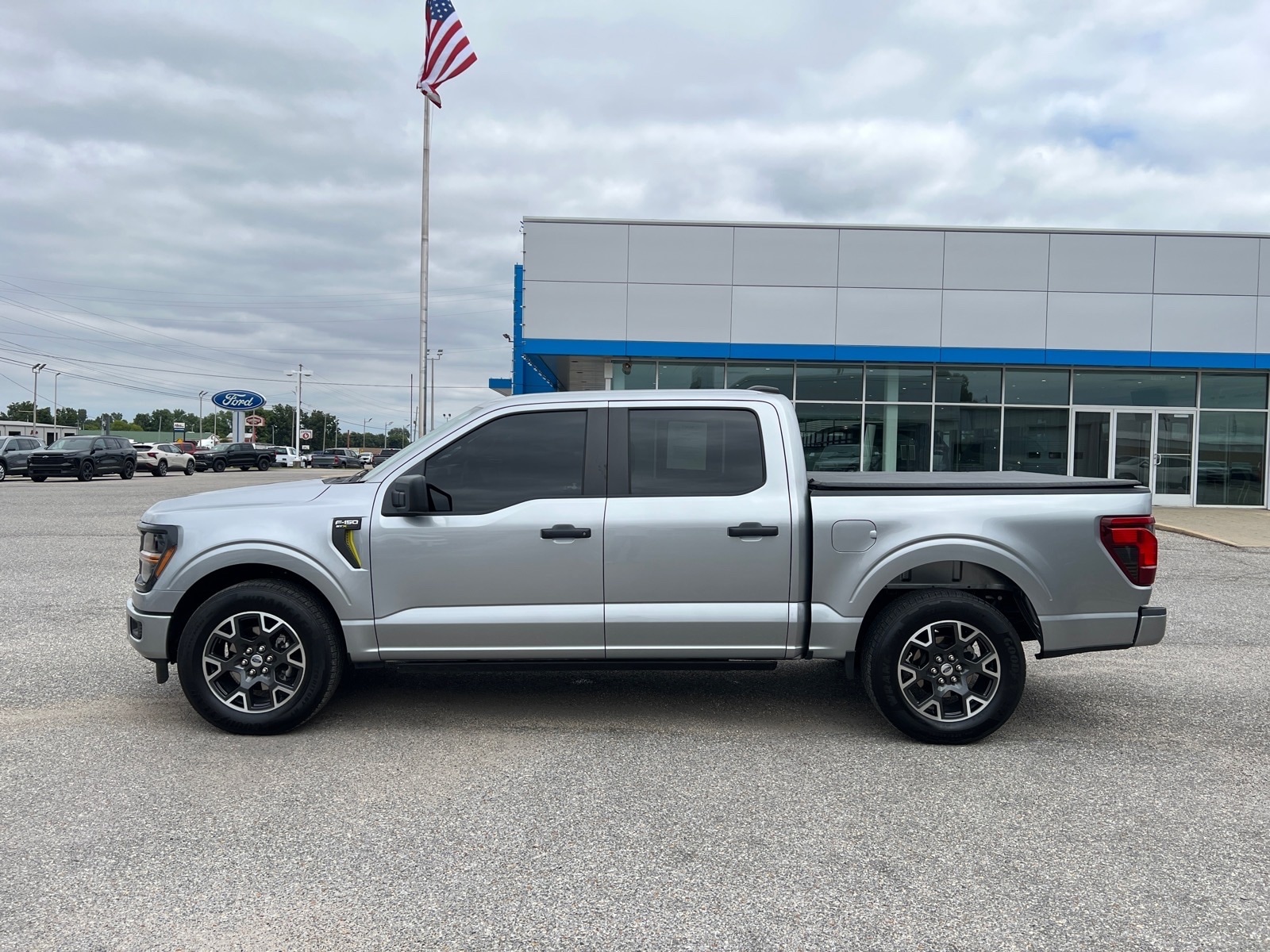 2024 Ford F-150 STX - Photo 6