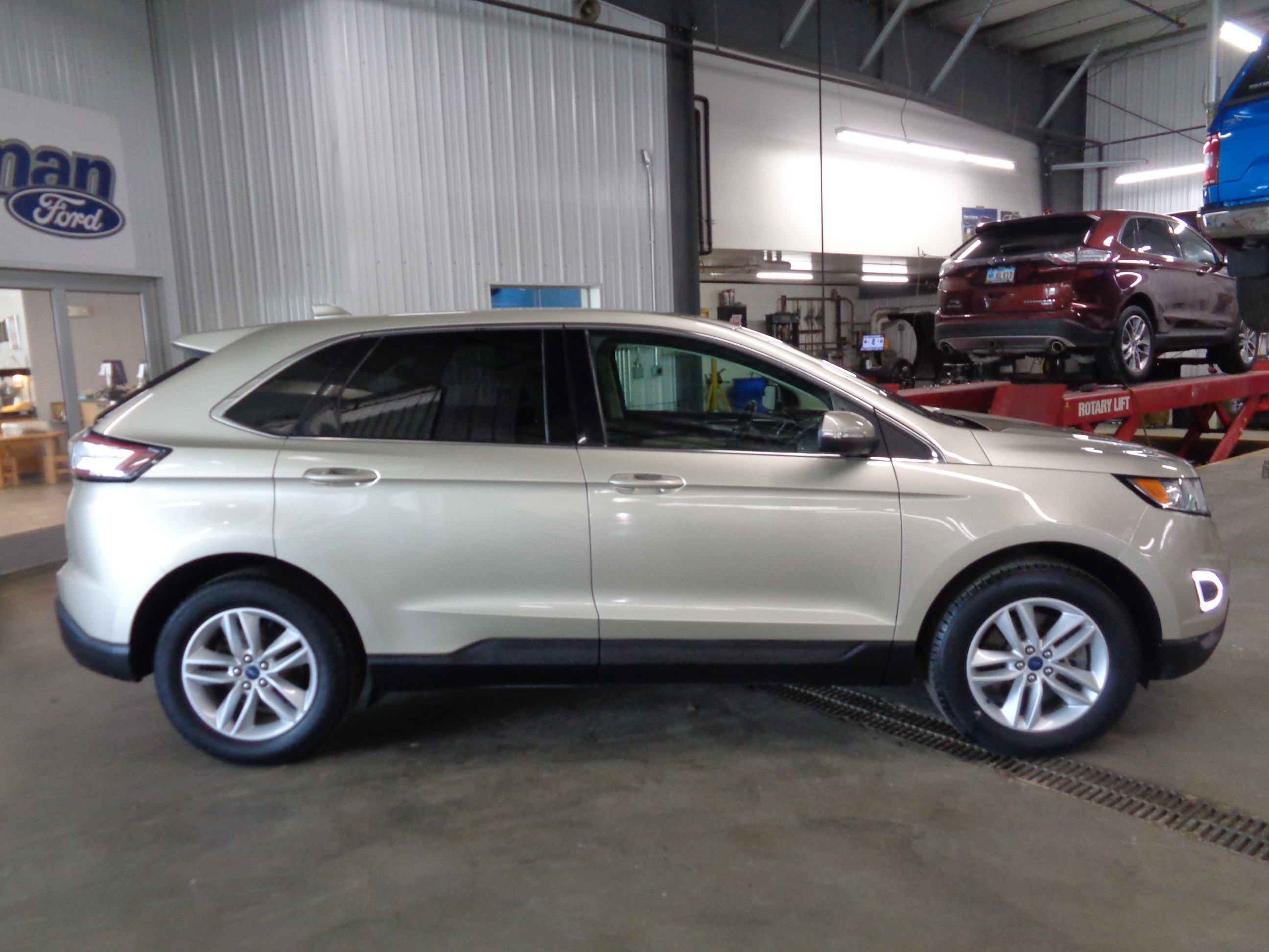 Used 2017 Ford Edge SEL with VIN 2FMPK4J86HBB59423 for sale in Luverne, Minnesota