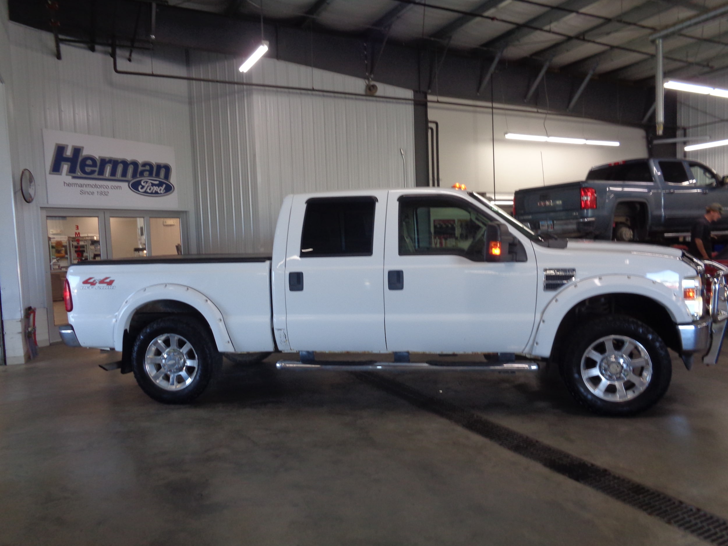 Used 2008 Ford F-250 Super Duty Lariat with VIN 1FTSW21Y88ED59067 for sale in Luverne, MN