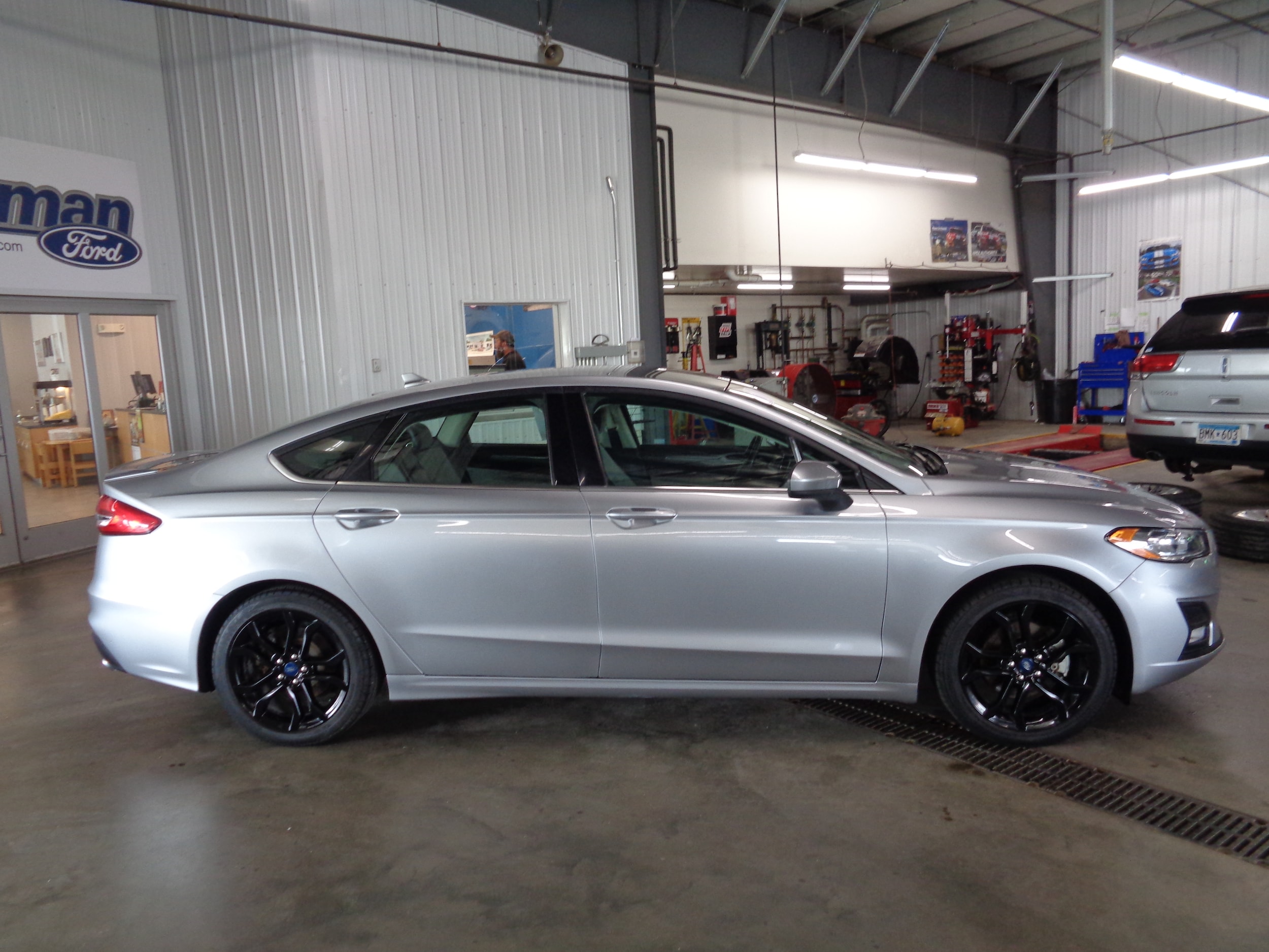 Used 2020 Ford Fusion SE with VIN 3FA6P0HD8LR111905 for sale in Luverne, Minnesota