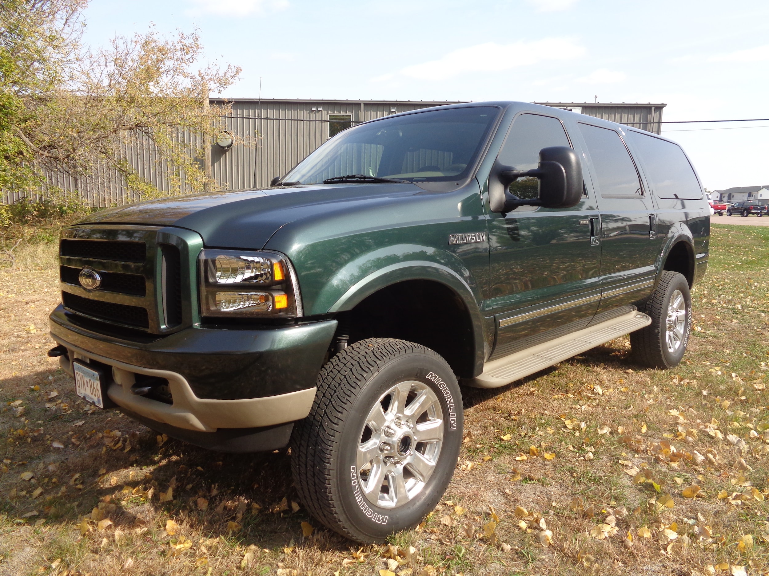 Used 2003 Ford Excursion Limited with VIN 1FMNU43S53EC54269 for sale in Luverne, MN
