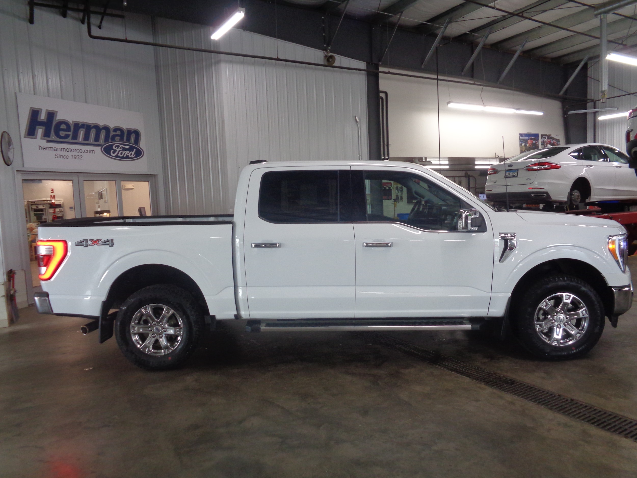 Used 2023 Ford F-150 Lariat with VIN 1FTFW1E54PFB62532 for sale in Luverne, MN