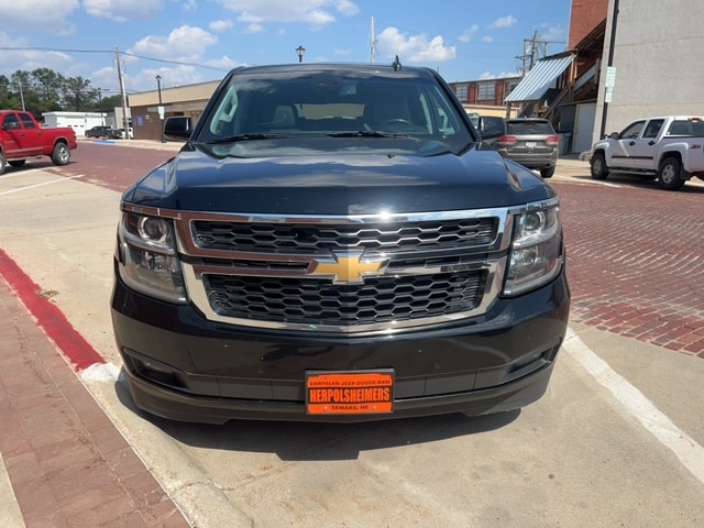 Used 2019 Chevrolet Suburban LT with VIN 1GNSKHKC5KR285129 for sale in Seward, NE