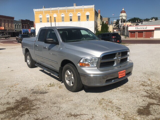 2011 Ram 1500 SLT photo 3