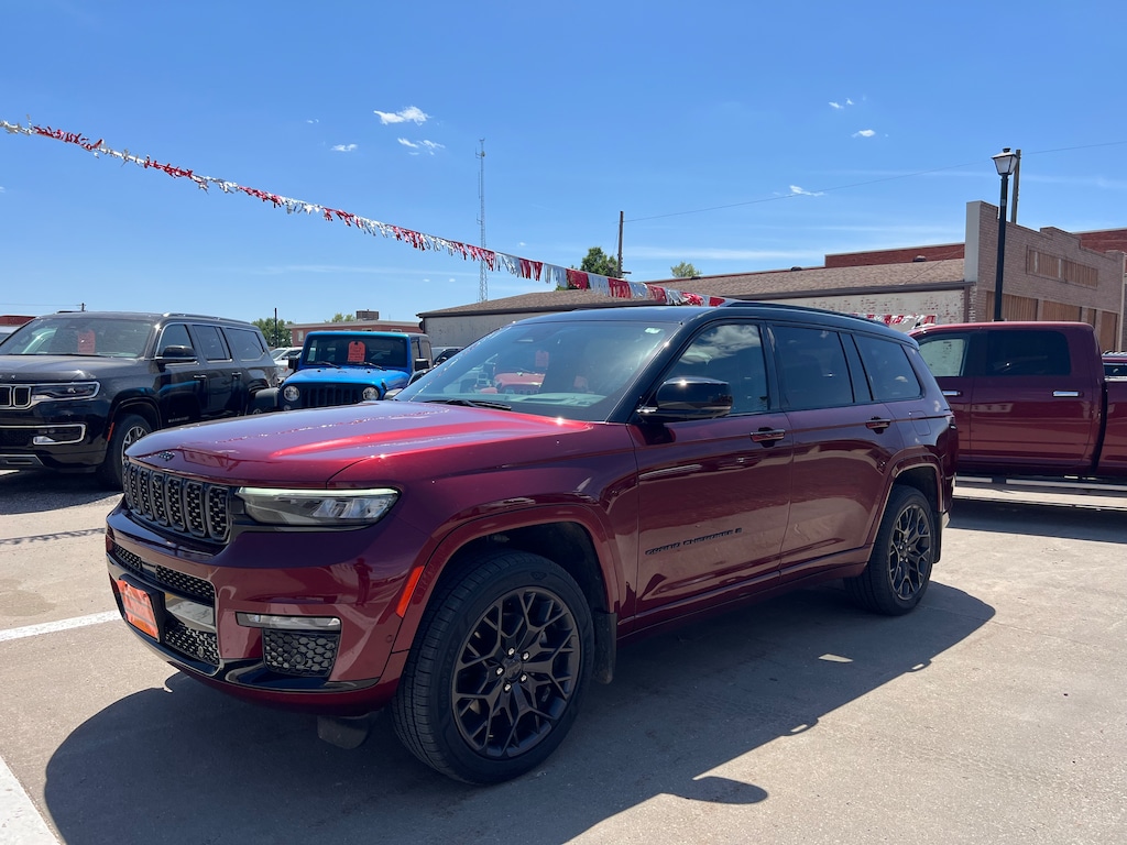 Used 2023 Jeep Grand Cherokee L
