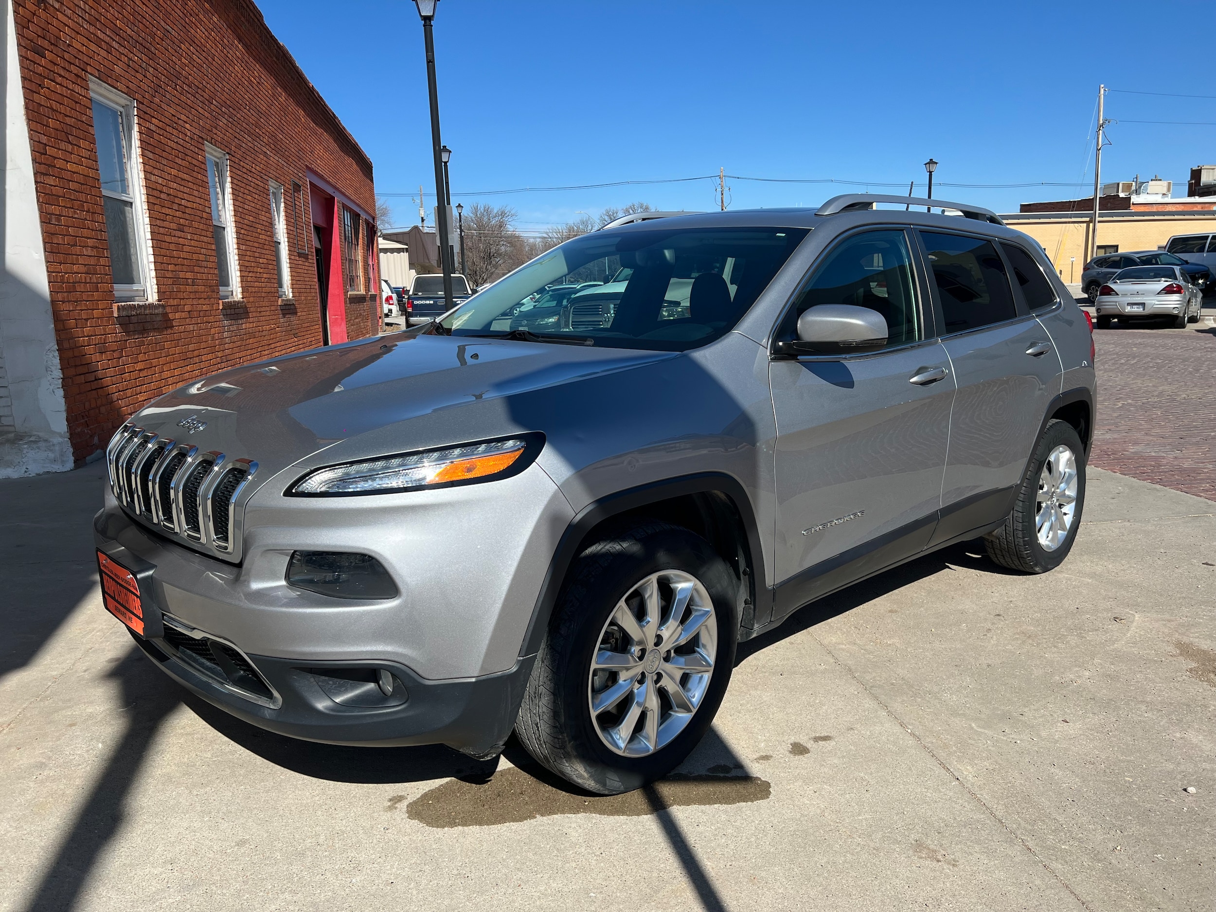 Used 2016 Jeep Cherokee Limited with VIN 1C4PJMDS4GW181903 for sale in Seward, NE