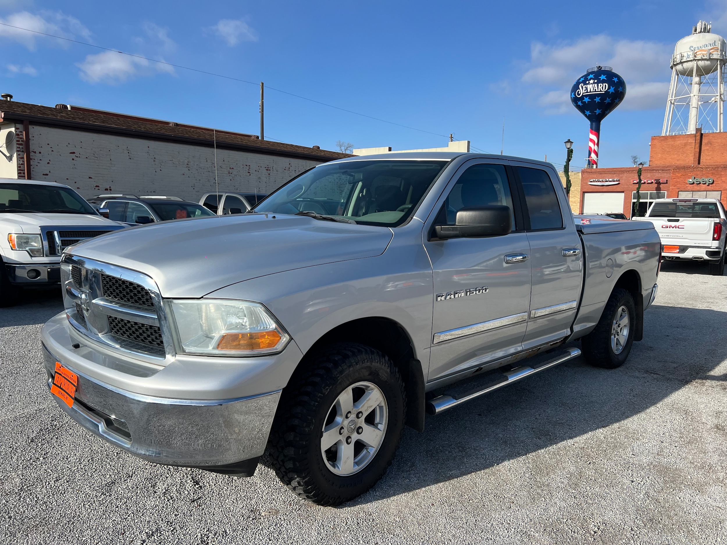 2011 RAM 1500 SLT's photo