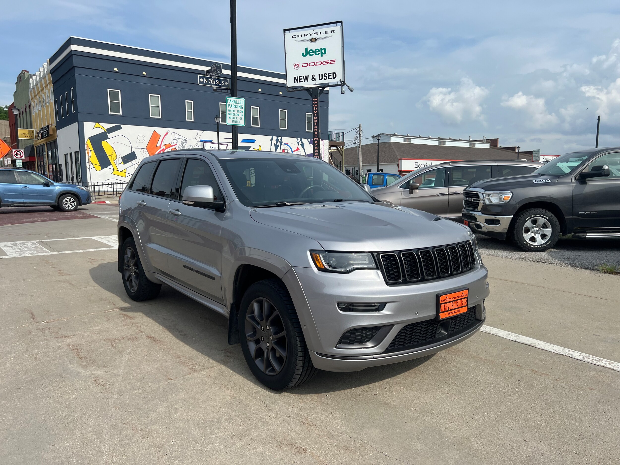 2020 Jeep Grand Cherokee High Altitude photo 3