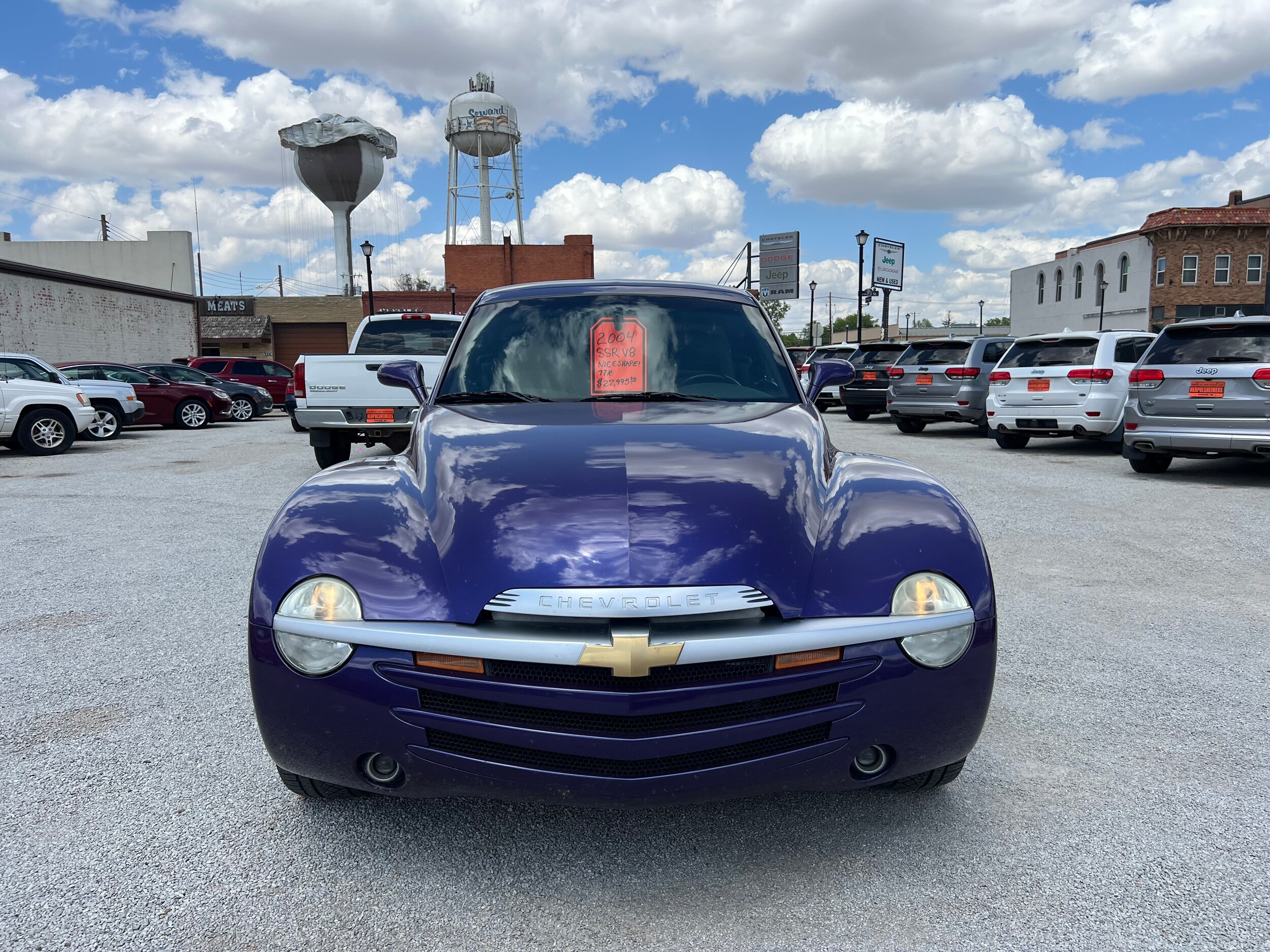 2004 Chevrolet SSR Base photo 2