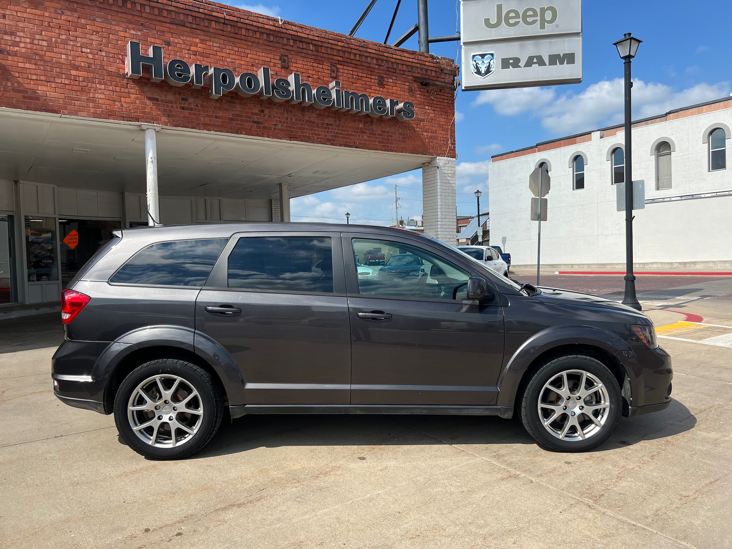 Used 2017 Dodge Journey GT with VIN 3C4PDDEG4HT620476 for sale in Seward, NE