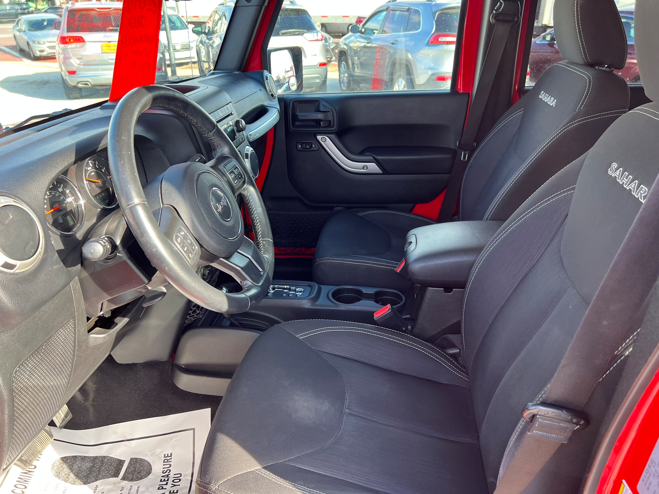 2018 Jeep Wrangler JK Unlimited Sahara - Photo 10
