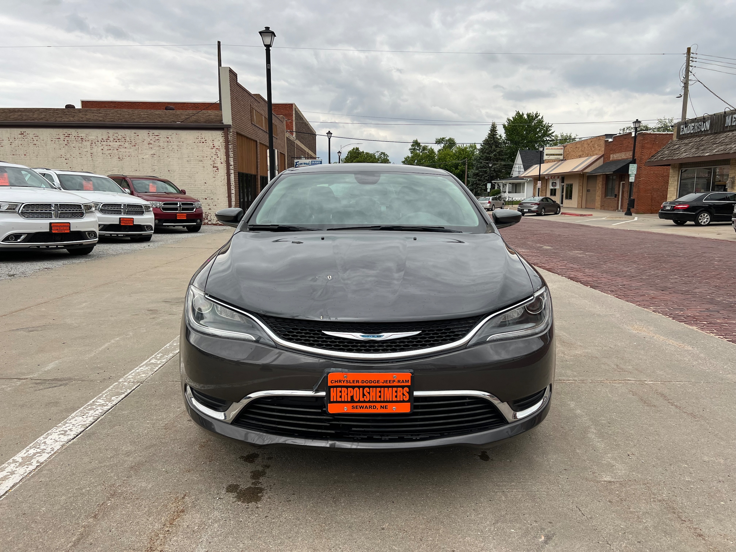 Used 2015 Chrysler 200 Limited with VIN 1C3CCCAB4FN611428 for sale in Seward, NE