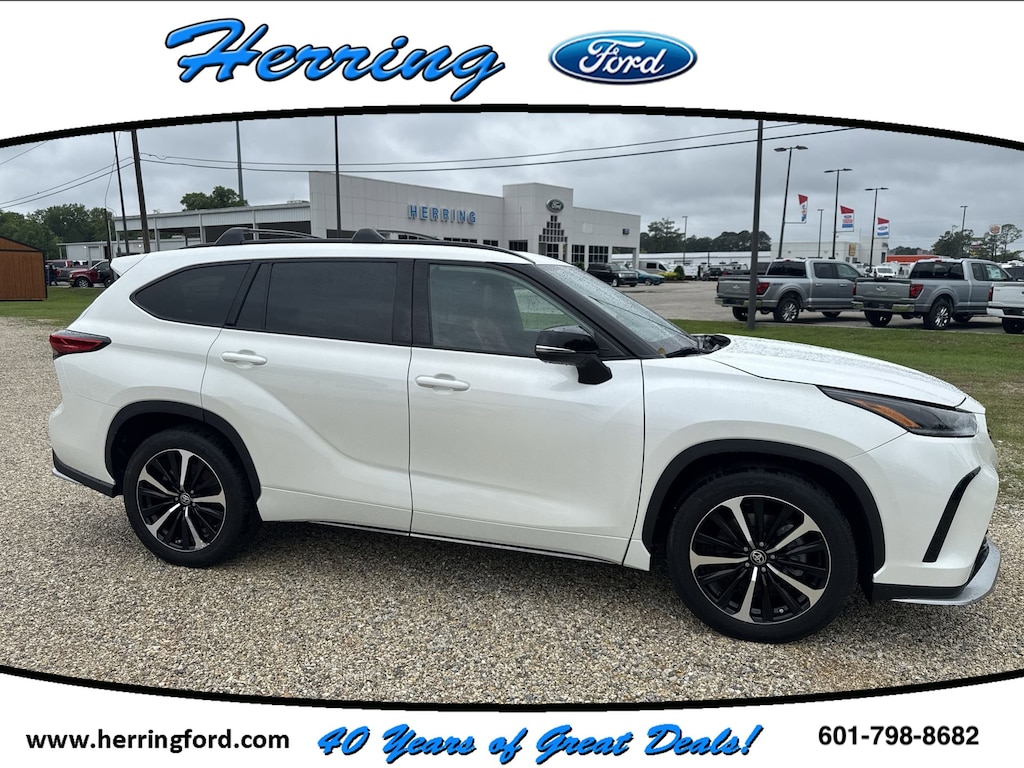 Used 2021 Toyota Highlander XSE SUV