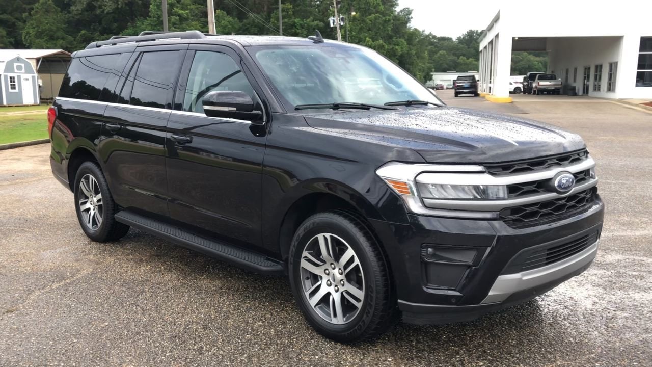 Used 2024 Ford Expedition XLT with VIN 1FMJK1H86REA08002 for sale in Picayune, MS