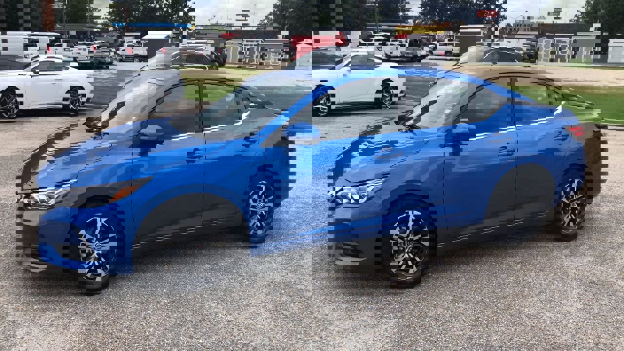 2023 Nissan Sentra SV photo 3