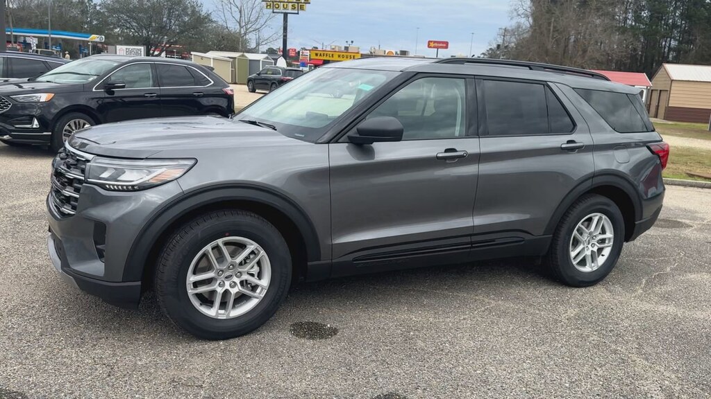 New 2026 Ford Explorer Active SUV
