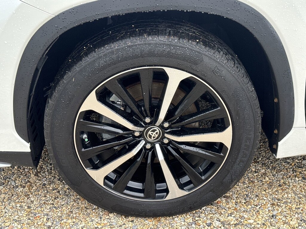 Used 2021 Toyota Highlander XSE SUV