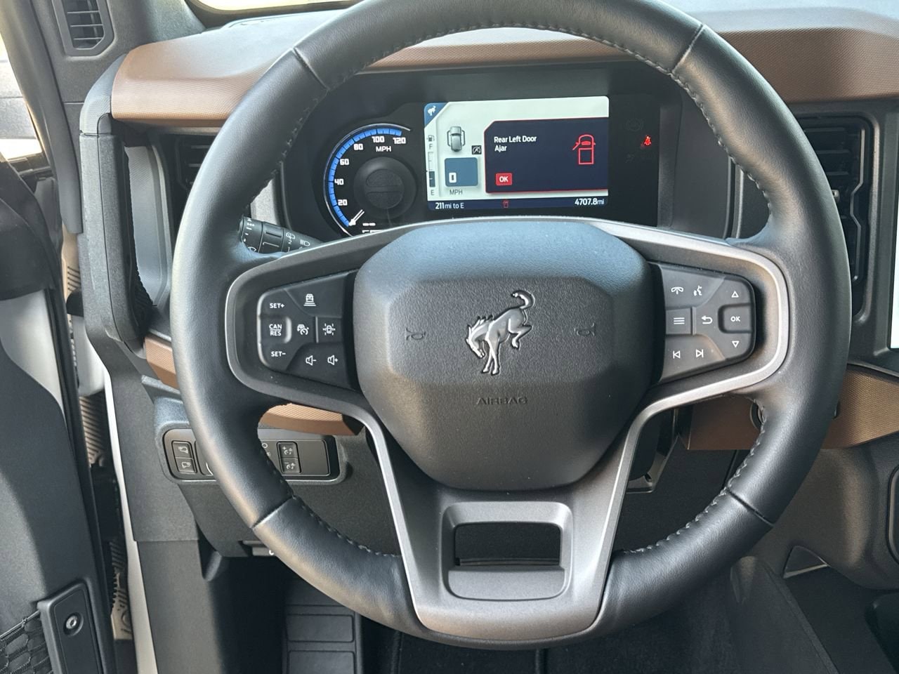 2024 Ford Bronco 4-Door Outer Banks - Photo 12