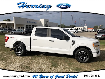 2022 Ford F-150 XL Crew Cab