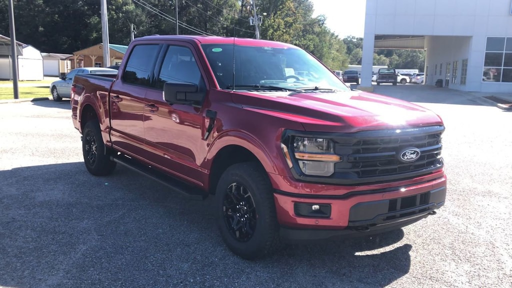 New 2025 Ford F-150 XLT Truck SuperCrew Cab