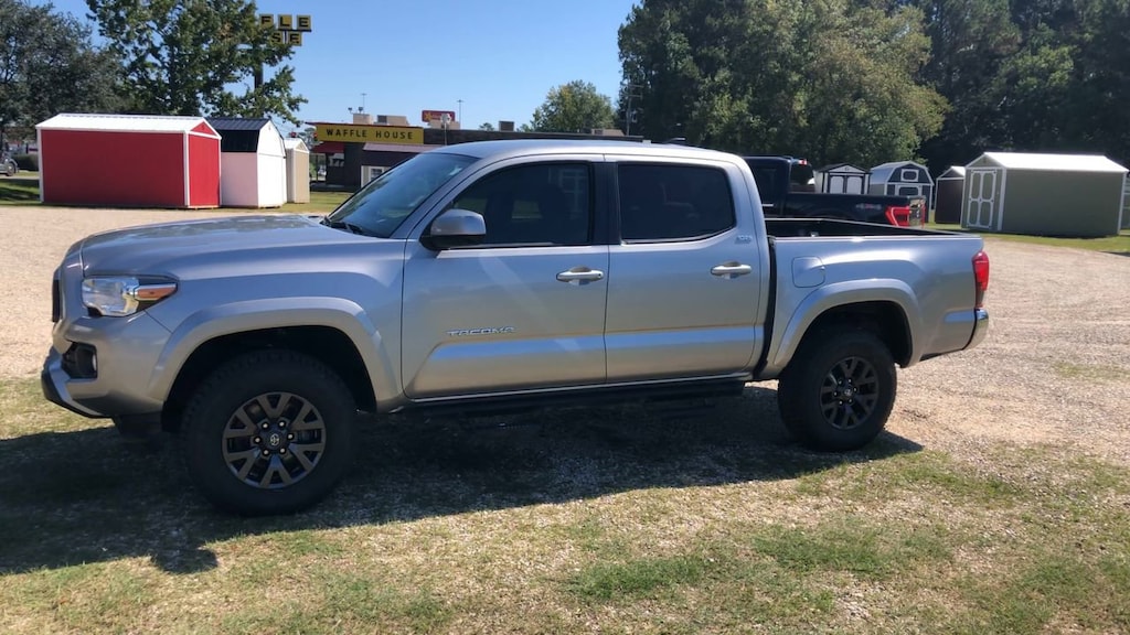 Used 2021 Toyota Tacoma SR5 Crew Cab Short Bed Truck