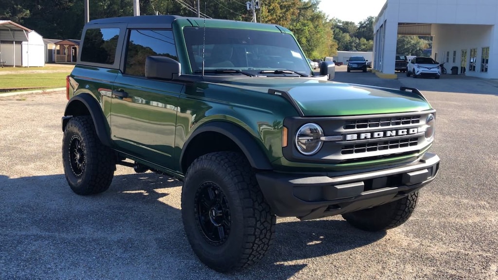 New 2025 Ford Bronco Base SUV