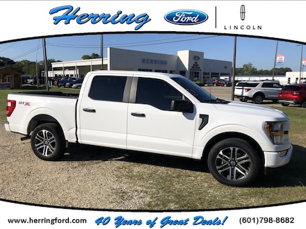 2023 Ford F-150 XL Crew Cab