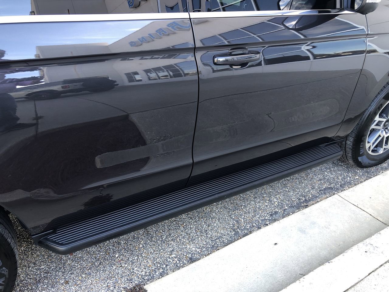 2025 Ford Expedition Active - Photo 7