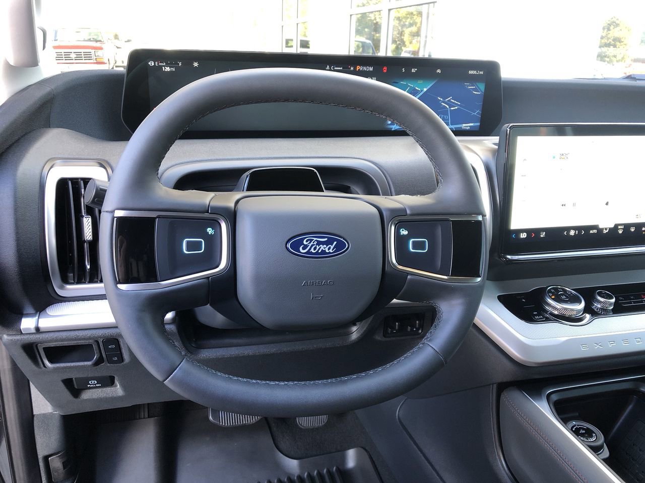 2025 Ford Expedition Active - Photo 14