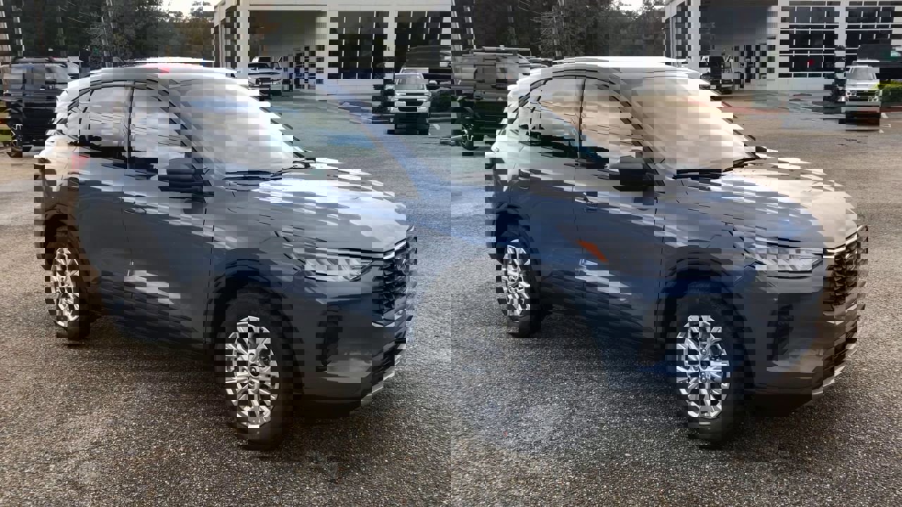 2026 Ford Escape Active photo 2