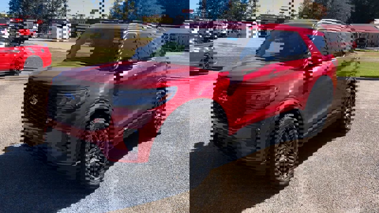 2026 Ford Explorer ST photo 3