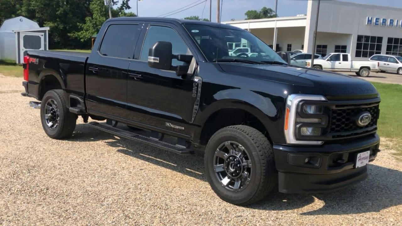 Used 2023 Ford F-250 Super Duty XLT with VIN 1FT8W2BT9PEC47020 for sale in Picayune, MS