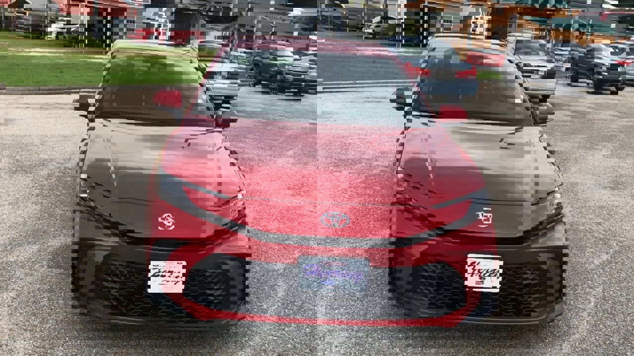 2025 Toyota Camry SE photo 2