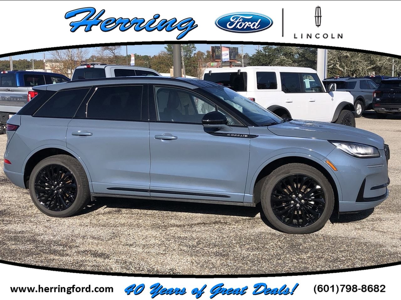 2025 Lincoln Corsair Premiere's photo