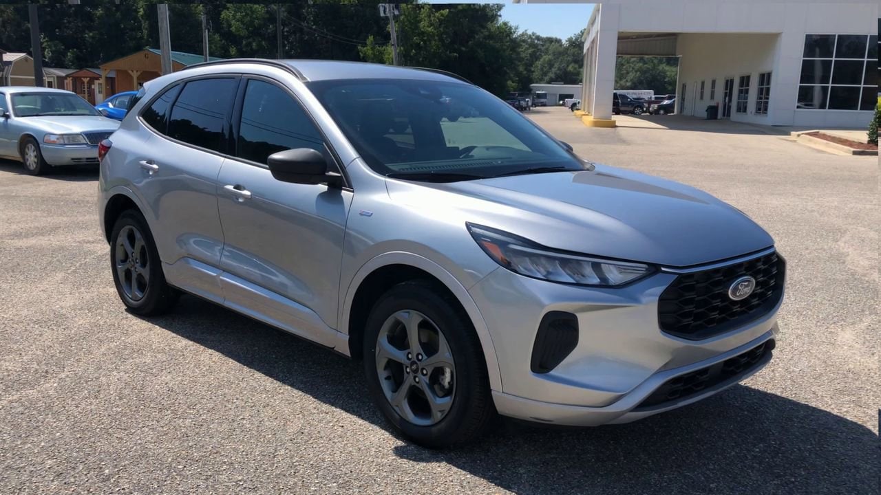 2024 Ford Escape ST-Line photo 2