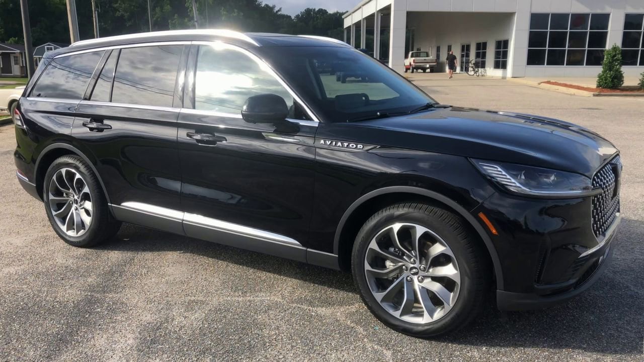 Used 2025 Lincoln Aviator Reserve with VIN 5LM5J7WC3SGL00082 for sale in Picayune, MS