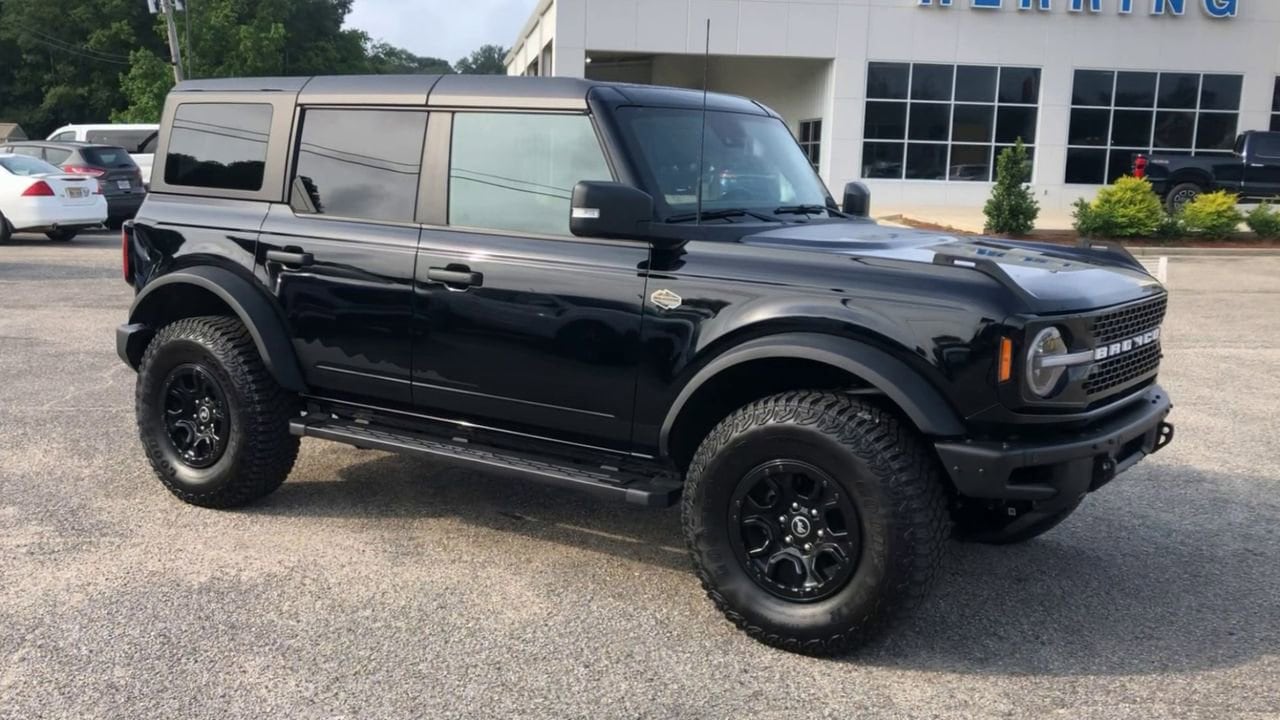 Used 2023 Ford Bronco 4-Door Wildtrak with VIN 1FMEE5DP7PLA96032 for sale in Picayune, MS