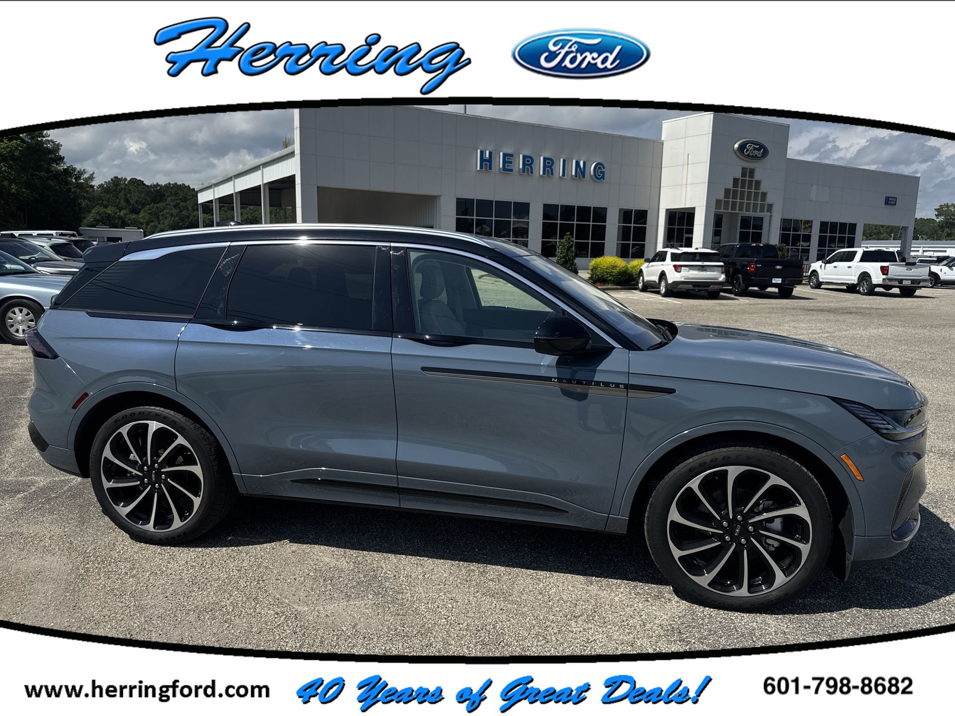 2025 Lincoln Nautilus Black Label AWD's photo