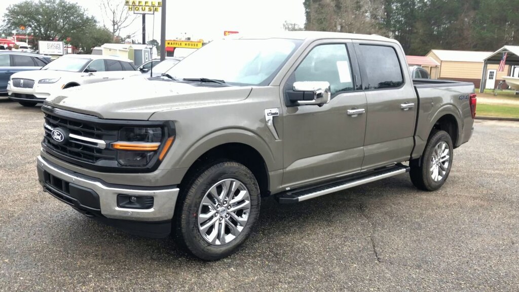 New 2026 Ford F-150 XLT Truck SuperCrew Cab
