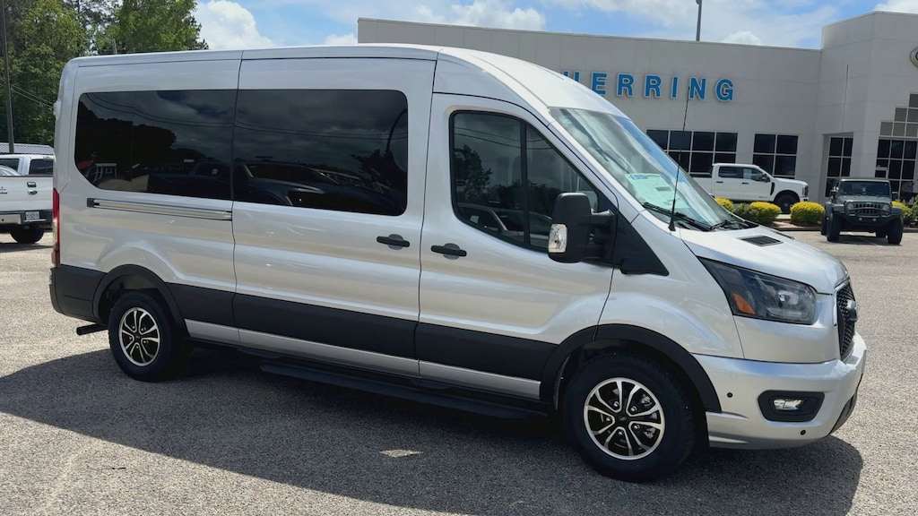 New 2026 Ford Transit-350 Passenger Passenger Van XLT Wagon Medium Roof Van