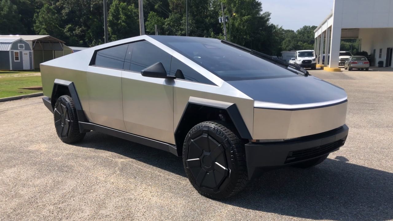 Used 2024 Tesla Cybertruck Cyberbeast with VIN 7G2CEHEE4RA034999 for sale in Northfield, Minnesota