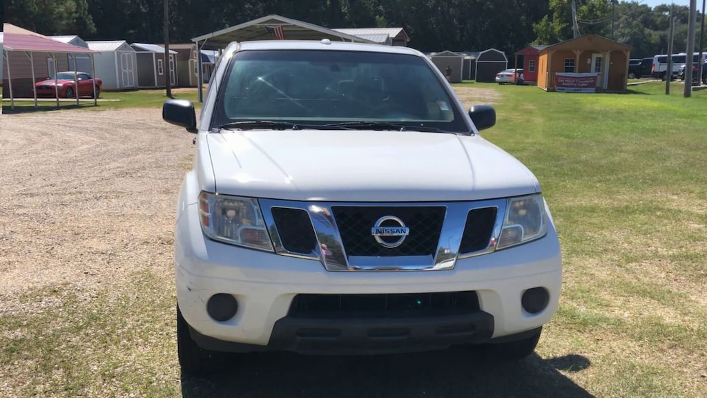 Used 2016 Nissan Frontier SV Extended Cab Truck