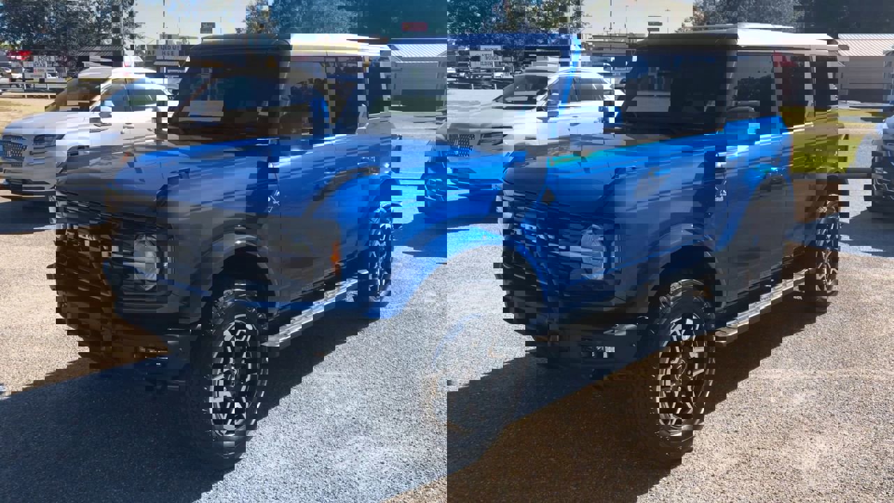 2024 Ford Bronco Outer Banks photo 4