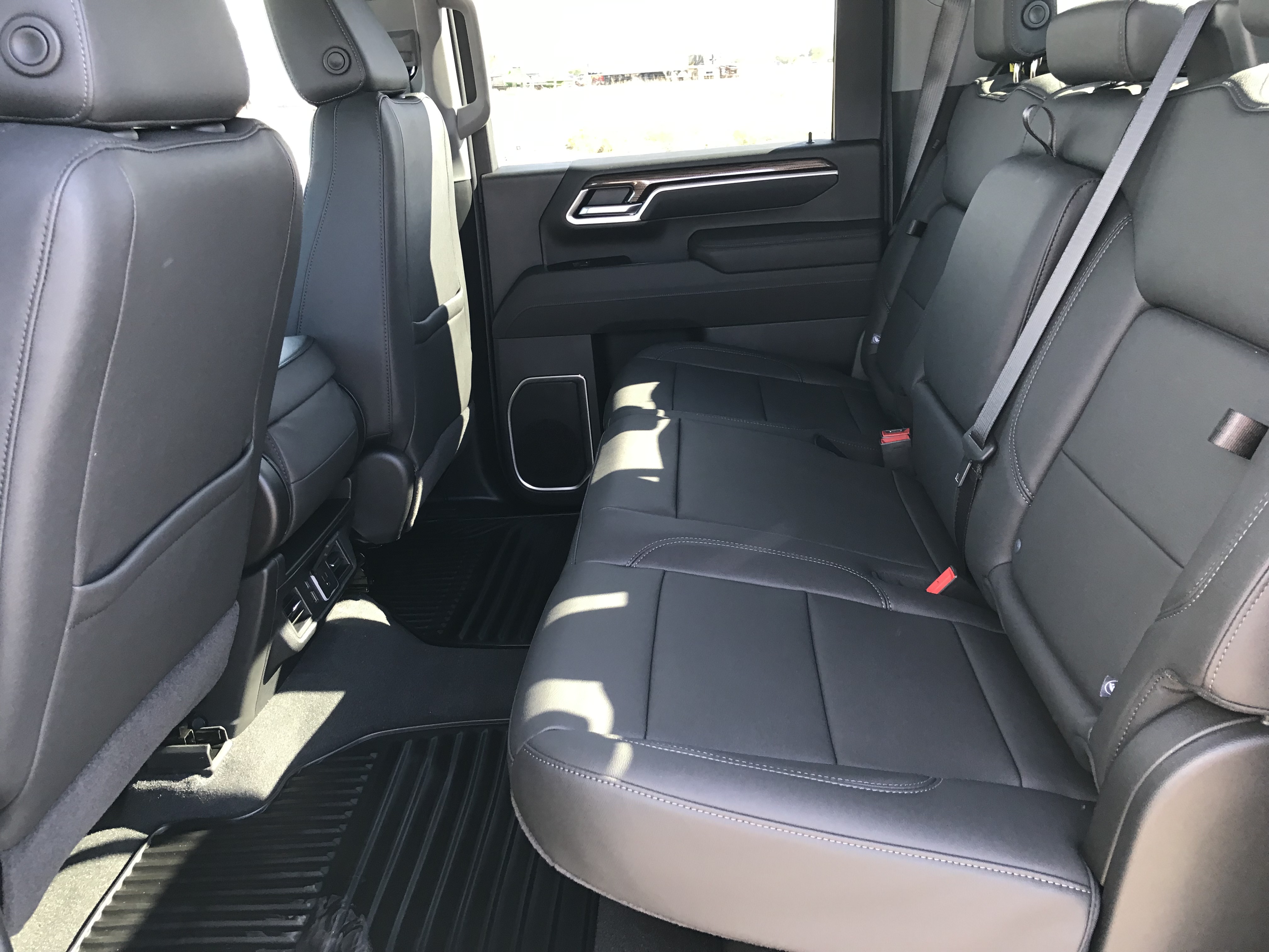 2026 Chevrolet Silverado 3500 HD LT - Photo 15