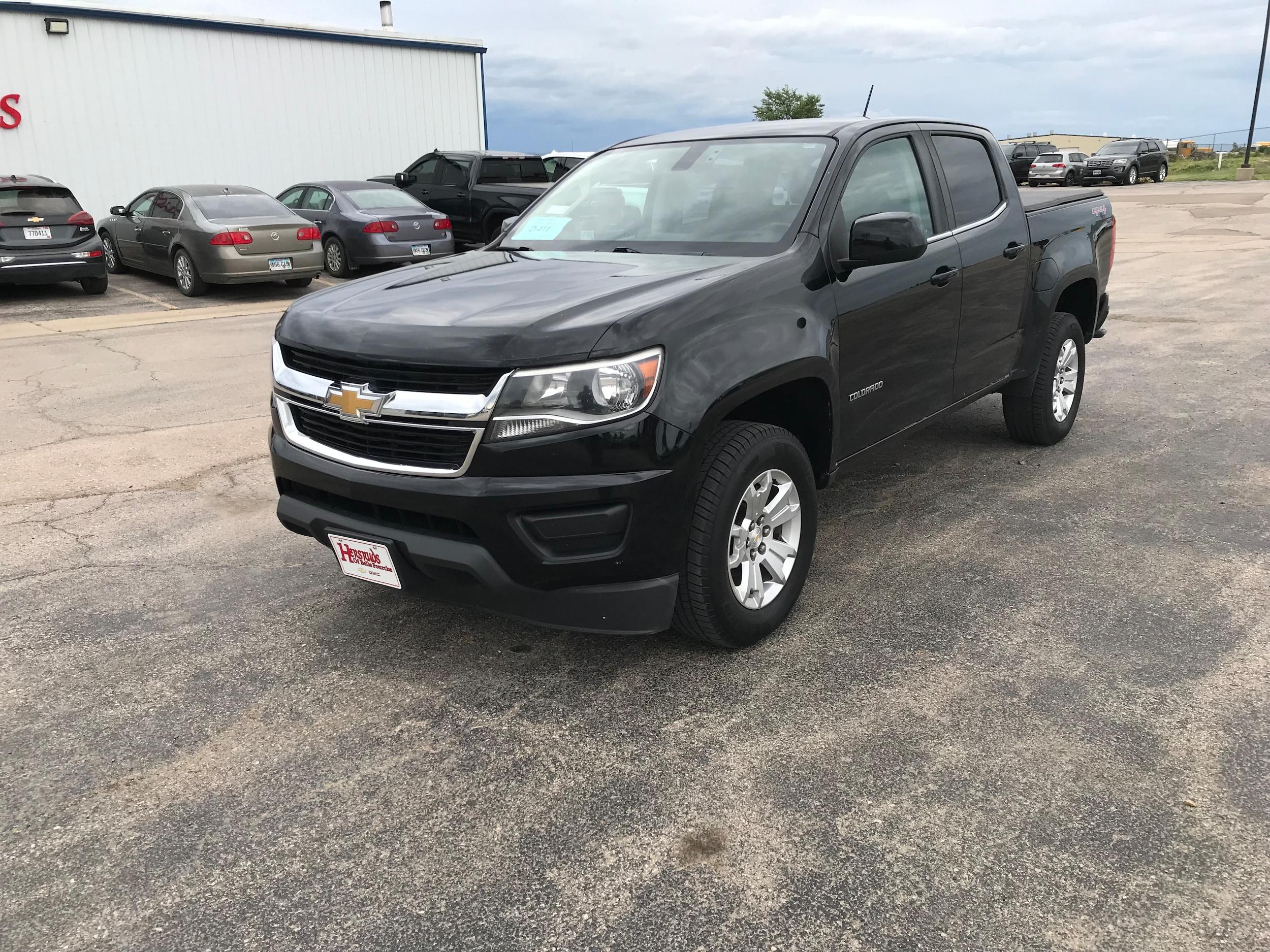 Used 2020 Chevrolet Colorado LT with VIN 1GCGTCEN1L1239664 for sale in Belle Fourche, SD