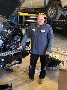 Staff member Ray Teats from ID_bcd085f6f32c