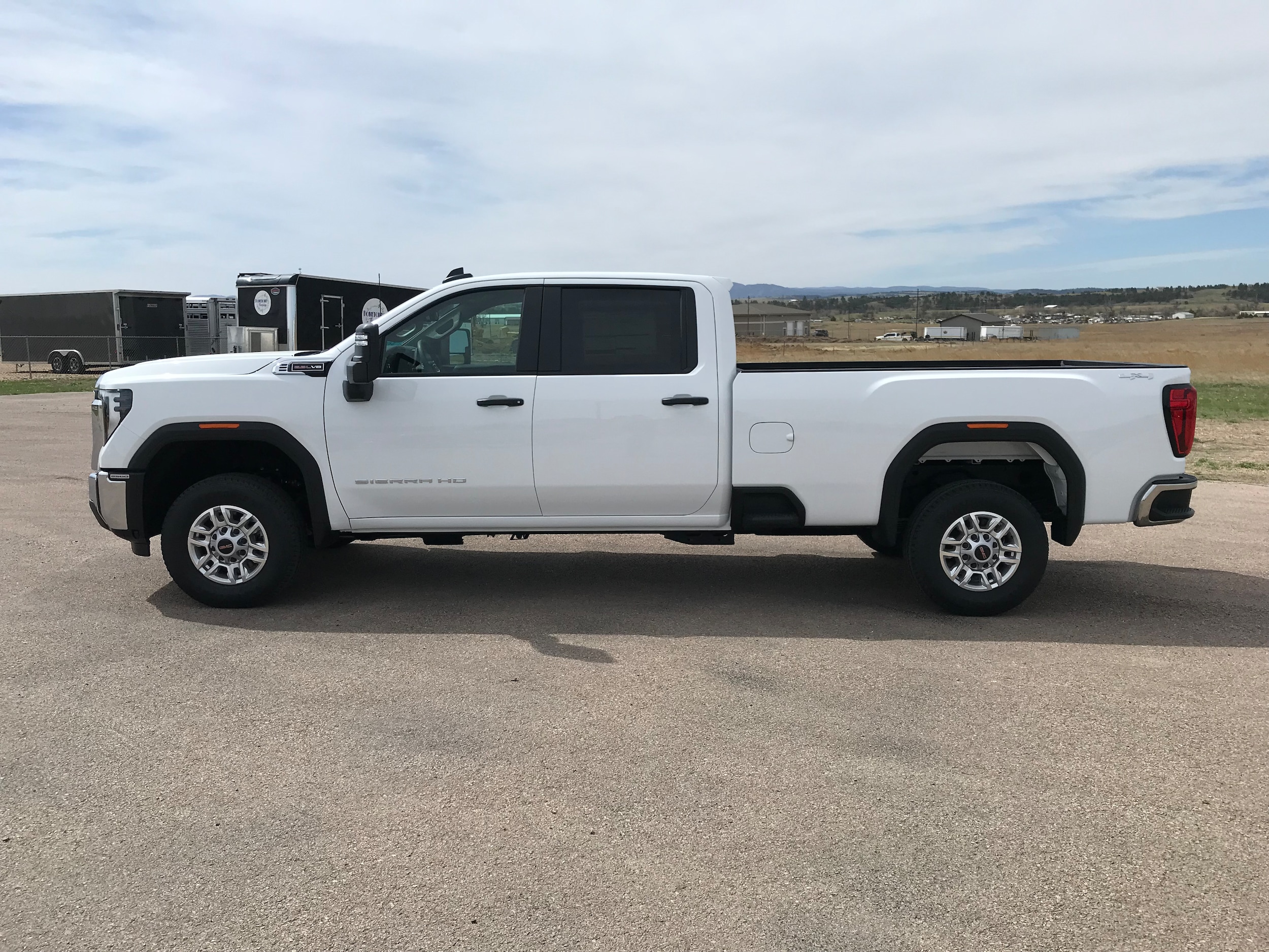 2026 GMC Sierra 4WD Crew Cab Standard Box Pro's photo
