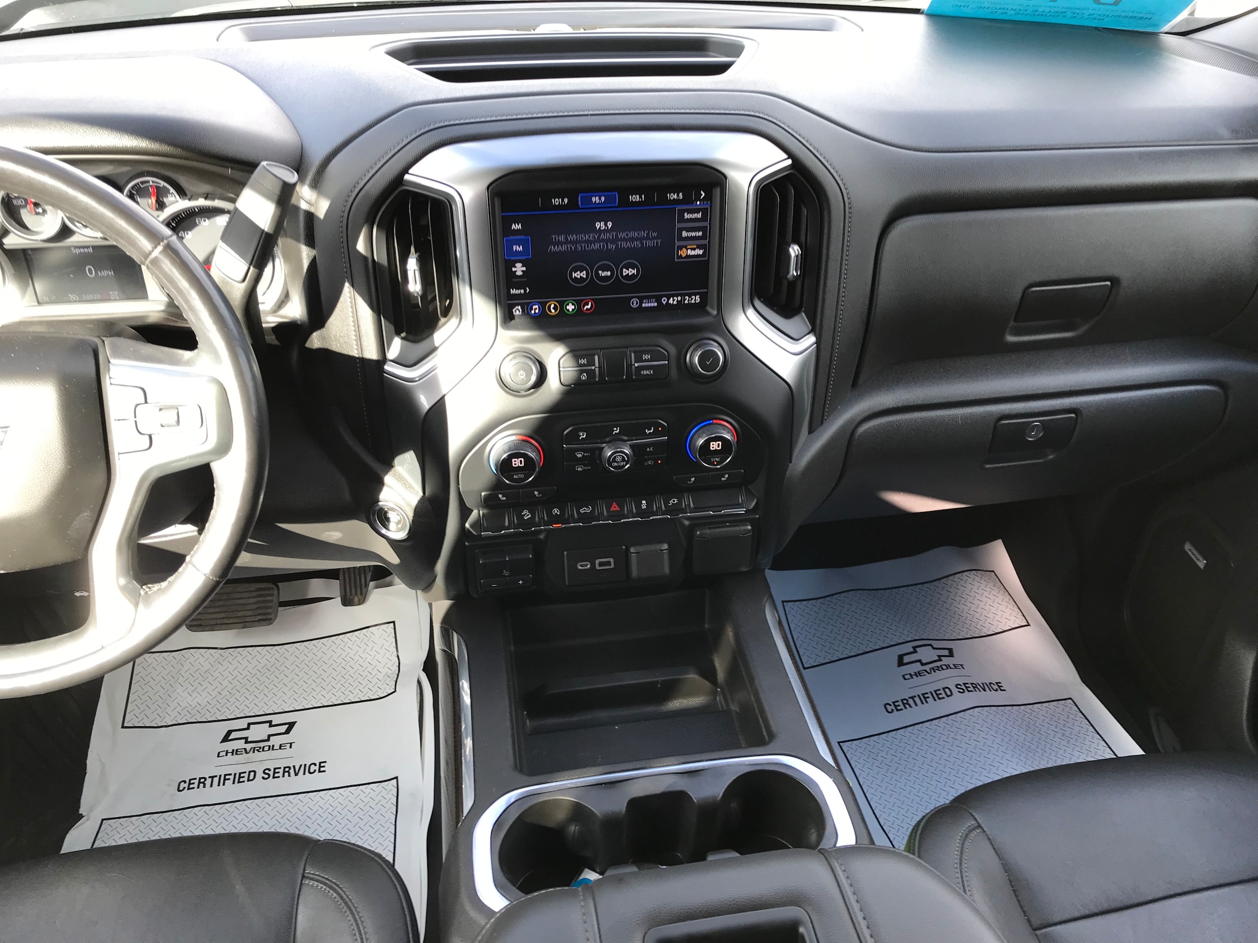 2020 Chevrolet Silverado 1500 RST - Photo 12