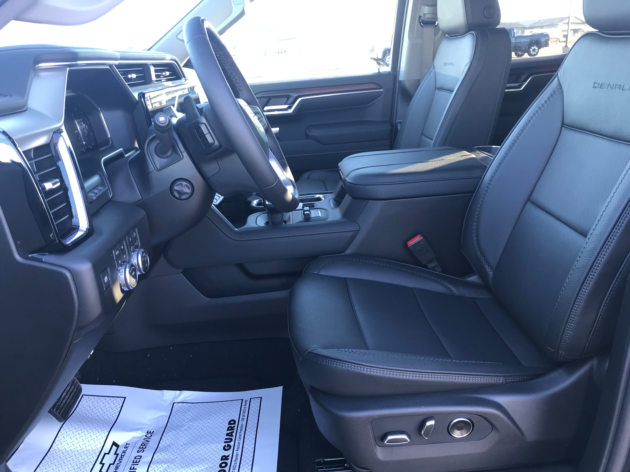 2026 GMC Sierra 1500 Denali - Photo 10