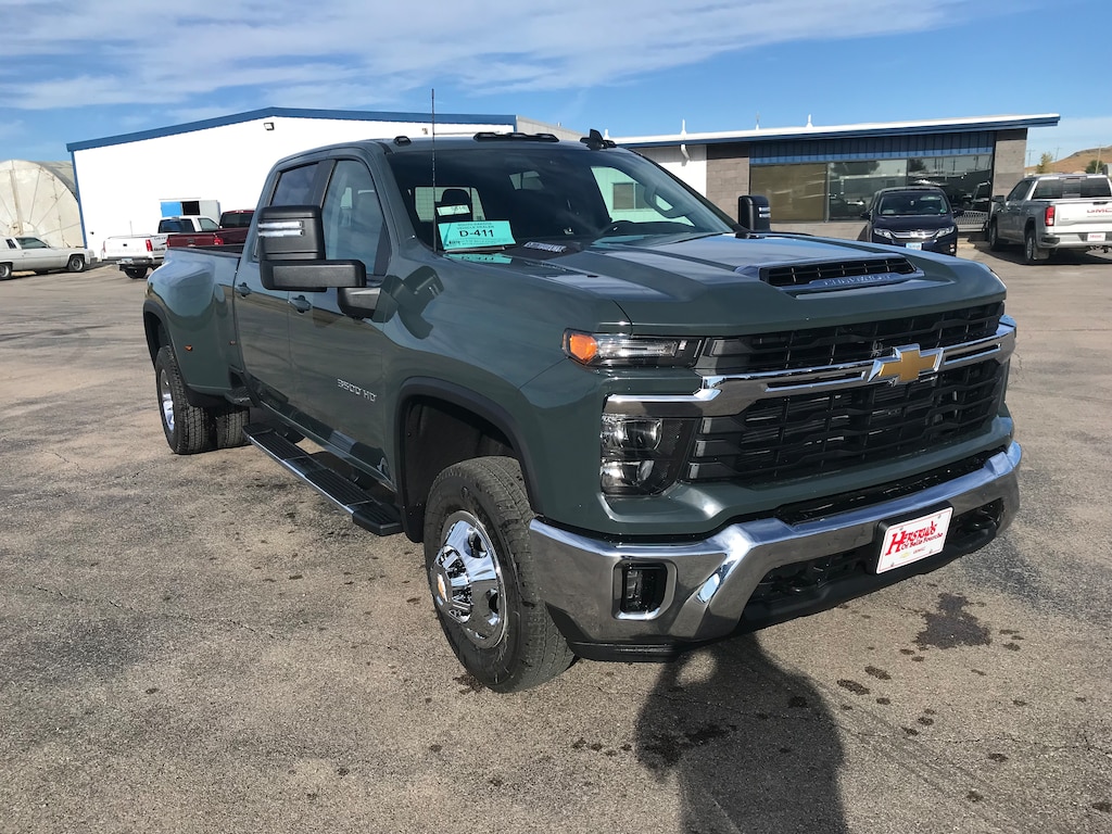 New 2026 Chevrolet Silverado 3500 HD LT DRW Truck